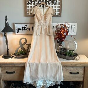 Wedding Dress Formal Bridal Party Gown 🤍💕🤍💕